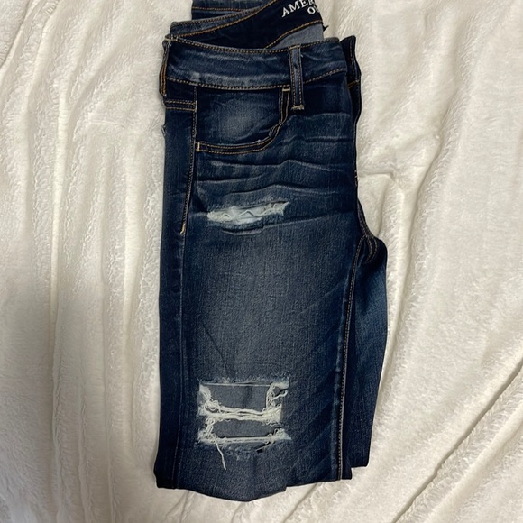 American Eagle ‘Super Stretch’ dark navy skinny jeans. Size 8 - Picture 1 of 4